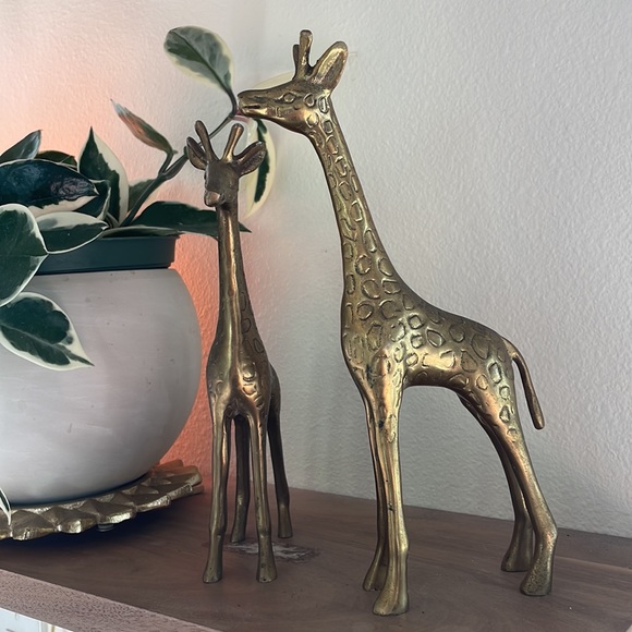 Vintage Solid Brass Giraffes - Picture 6 of 15
